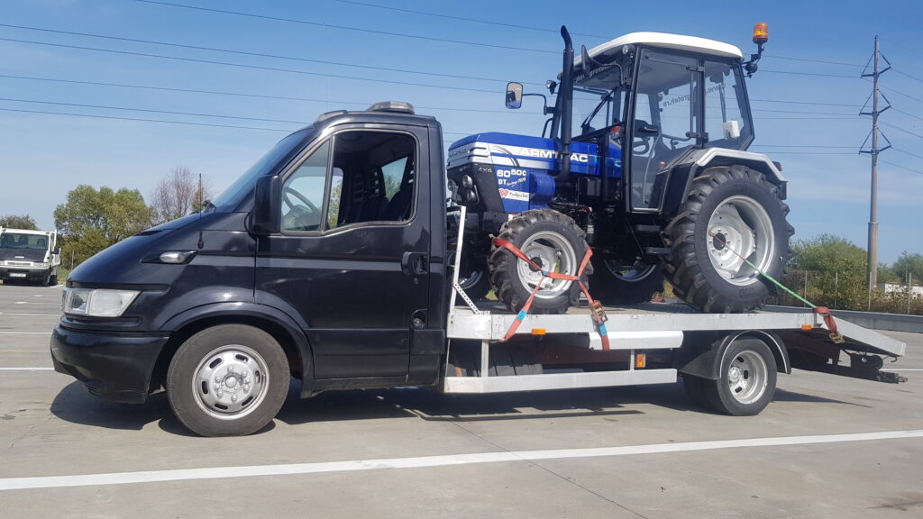 transport-tractor-panagrotech